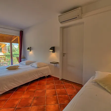 Casa Vecchia + Apart-hotel Calvi (Corsica)