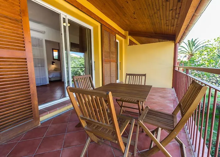 Casa Vecchia + Aparthotel 2*