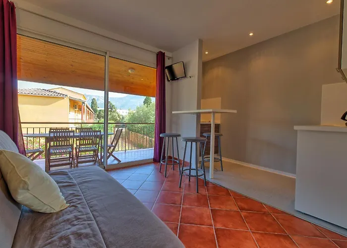 Casa Vecchia + Aparthotel 2*