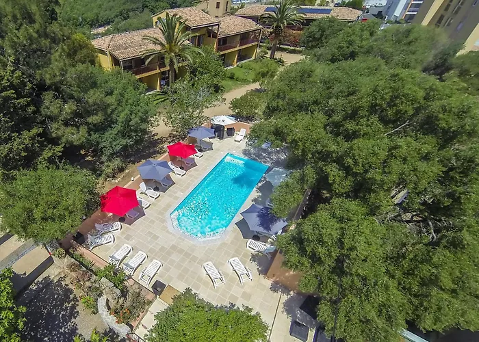 Aparthotel Casa Vecchia Rooms + Apartments 2*